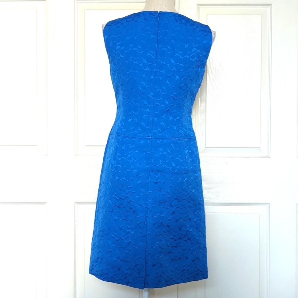 Tahari Elegant Blue Sleeveless Shift Dress - Picture 4 of 6
